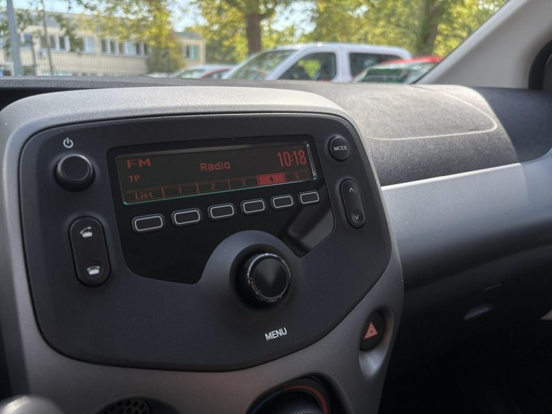 Toyota Aygo 1.0 X-PLAY, salon Polska, gwarancja II (2014-)