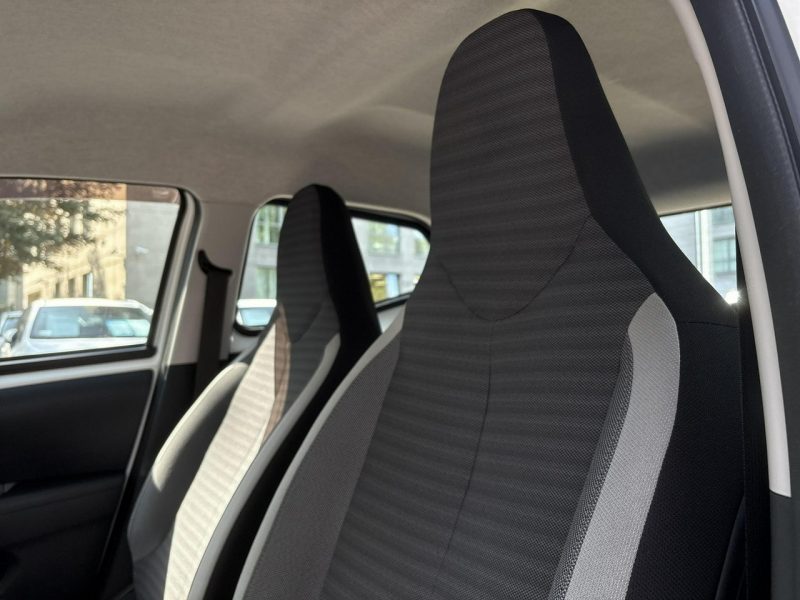 Toyota Aygo 1.0 X-PLAY, salon Polska, gwarancja II (2014-)