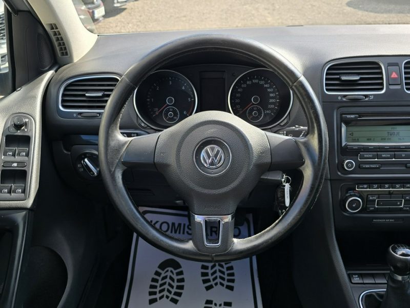 Volkswagen Golf 2xPDC, AC auto VI (2008-2012)