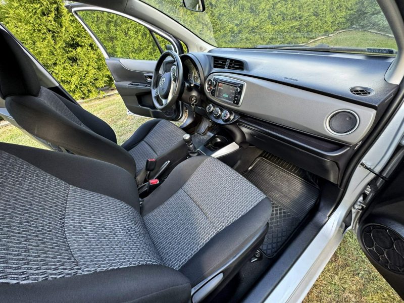 Toyota Yaris 1,3 VVTi- 99KM B+G Kamera Cofania Navi Klima 5D 74.000km III (2011-2019)