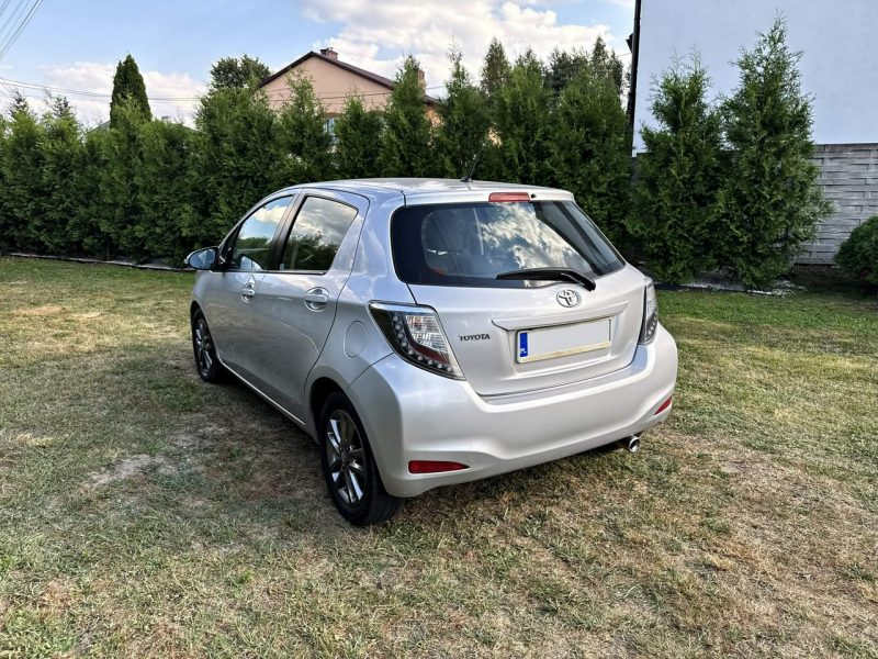 Toyota Yaris 1,3 VVTi- 99KM B+G Kamera Cofania Navi Klima 5D 74.000km III (2011-2019)