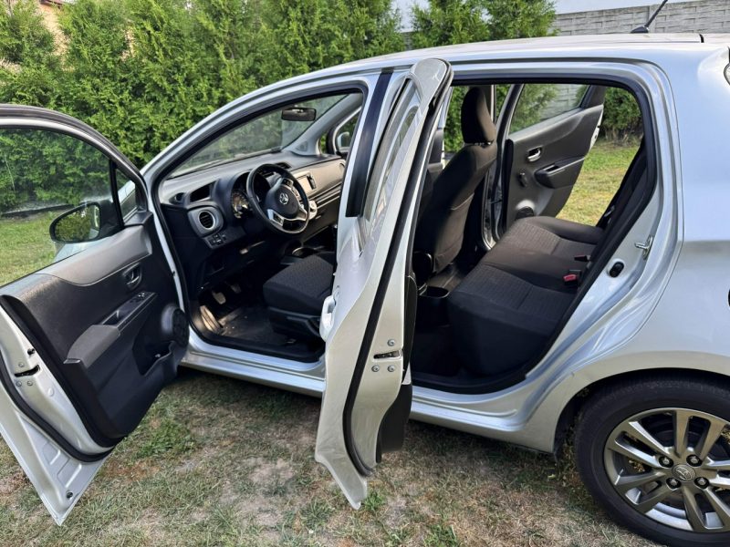 Toyota Yaris 1,3 VVTi- 99KM B+G Kamera Cofania Navi Klima 5D 74.000km III (2011-2019)