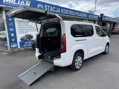 Opel Combo Life Opel ComboLife Niepełnosprawnych inwalida rampa Bogate wyposażenie2020 2018-