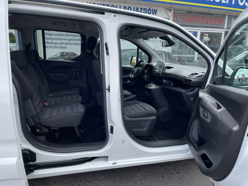 Opel Combo Life Opel ComboLife Niepełnosprawnych inwalida rampa Bogate wyposażenie2020 2018-