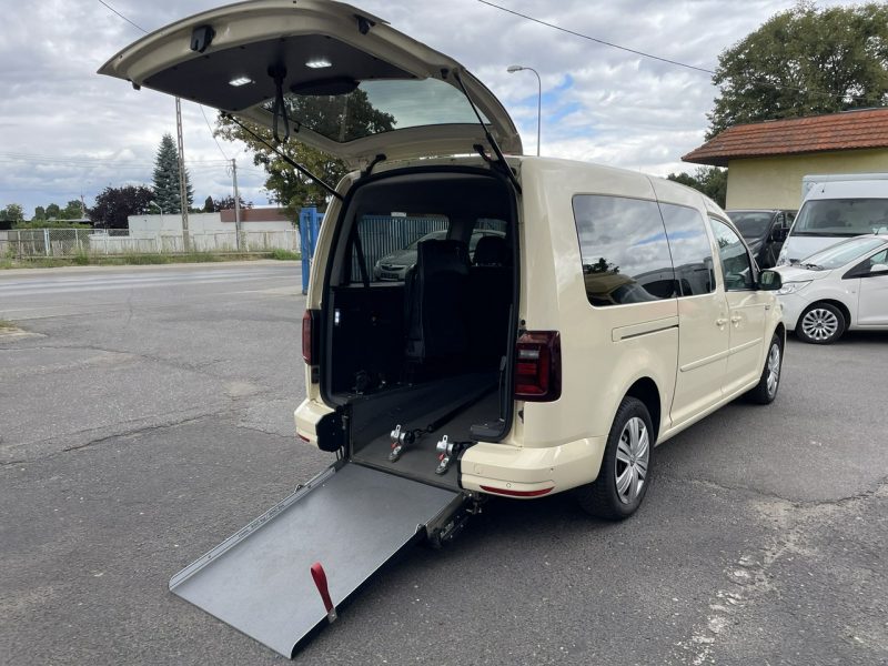 Volkswagen Caddy Caddy 2.0-150 Niepełnosprawnych inwalida rampa Bogate wyposażeniePFRON IV (2015-)