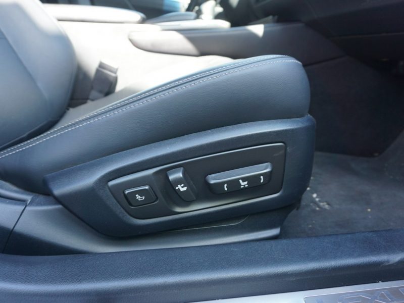 Lexus GS polski salon, wersja elegance IV (2012-)