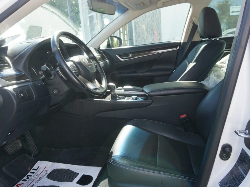 Lexus GS polski salon, wersja elegance IV (2012-)