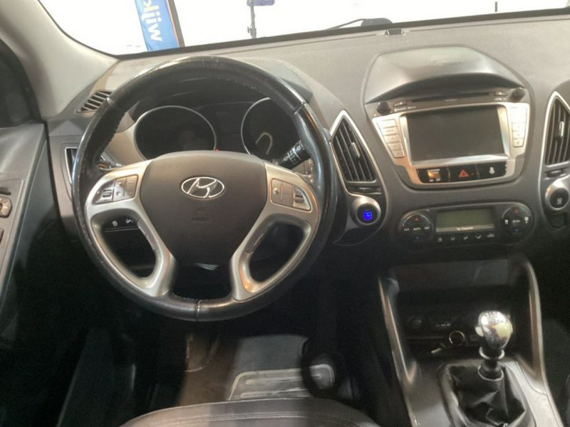 Hyundai ix35 Niezawodna, benzyna, nawigacja, pół skóry, hak, isofix,bardzo zadbany