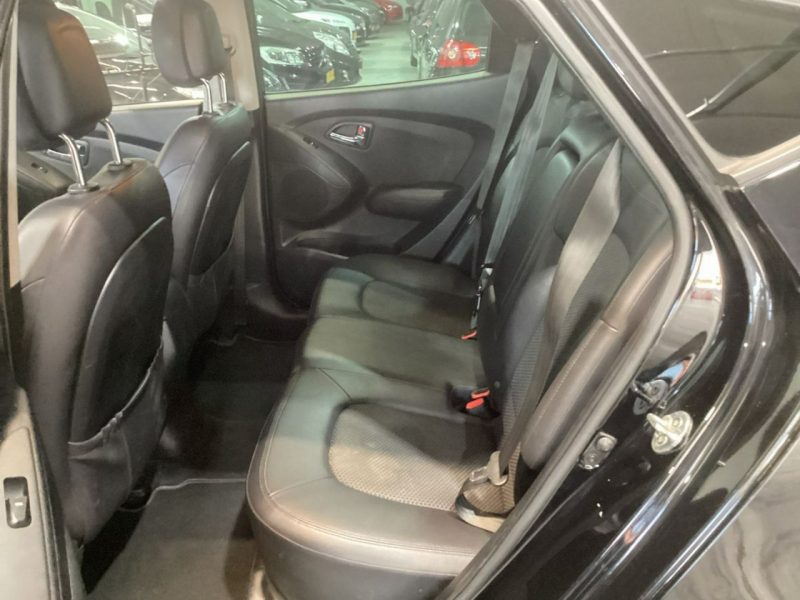 Hyundai ix35 Niezawodna, benzyna, nawigacja, pół skóry, hak, isofix,bardzo zadbany