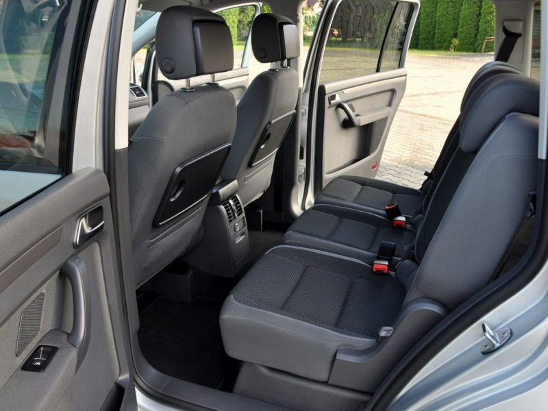 Volkswagen Touran 1.6TDI(105KM)*Duża Navi*Klimatronik*Asys.Parkowania*Welur*Reling*Alu16 II (2010-2015)