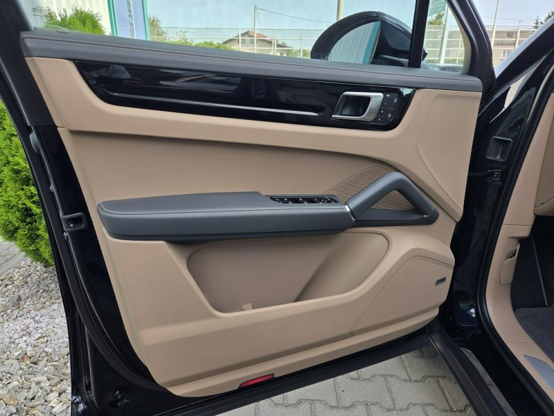 Porsche Cayenne Coupe 340KM. Panorama. BOSE. Sport Chrono. ACC. Gwarancja 01.2027. III(2017-)