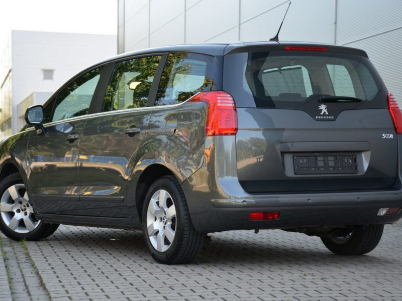 Peugeot 5008 Opłacony 1.6T Serwis Lift Navi Panorama Alu Gwarancja I (2009-2017)