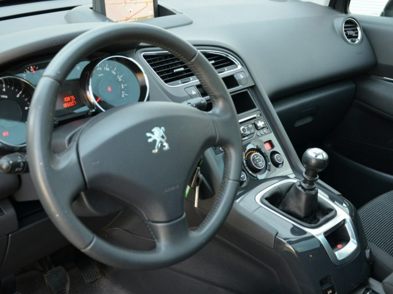 Peugeot 5008 Opłacony 1.6T Serwis Lift Navi Panorama Alu Gwarancja I (2009-2017)