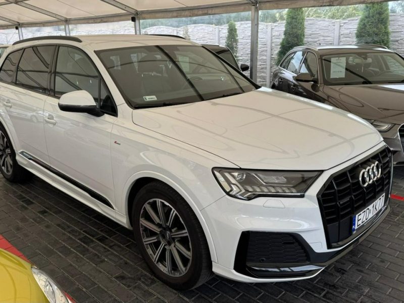 Audi Q7 III (2015-)