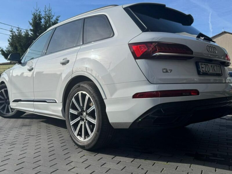 Audi Q7 II (2015-)