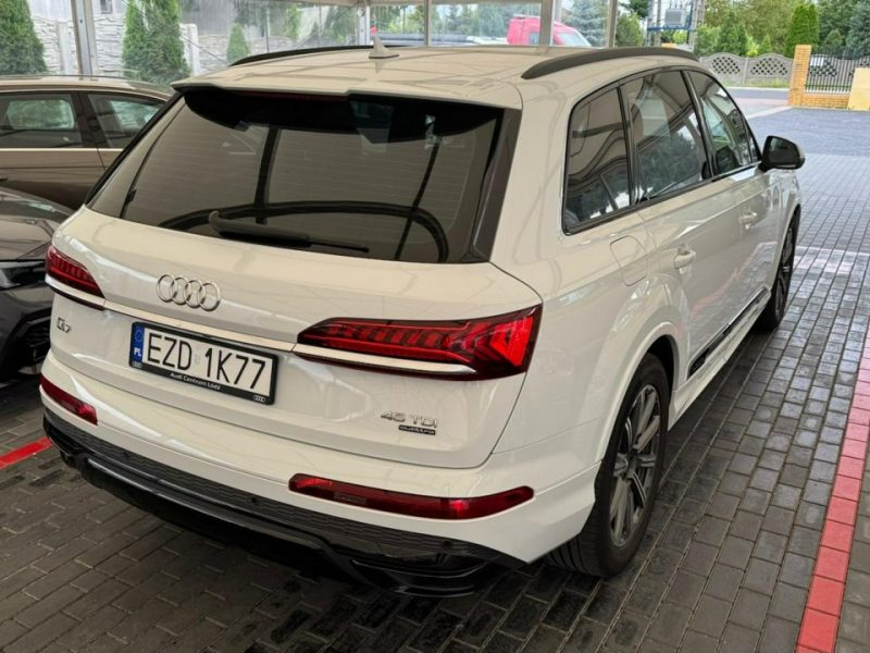 Audi Q7 III (2015-)