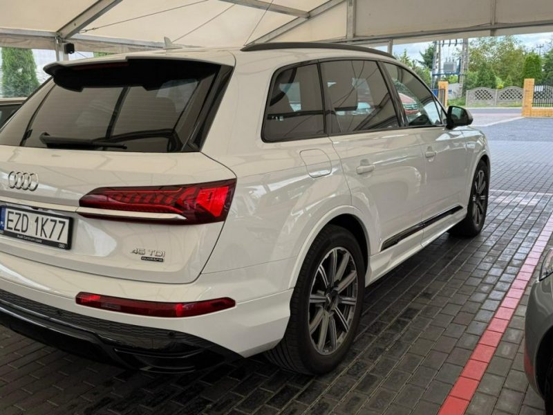 Audi Q7 III (2015-)