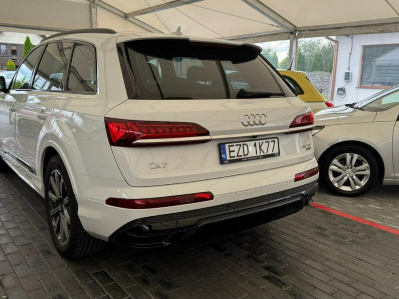 Audi Q7 III (2015-)