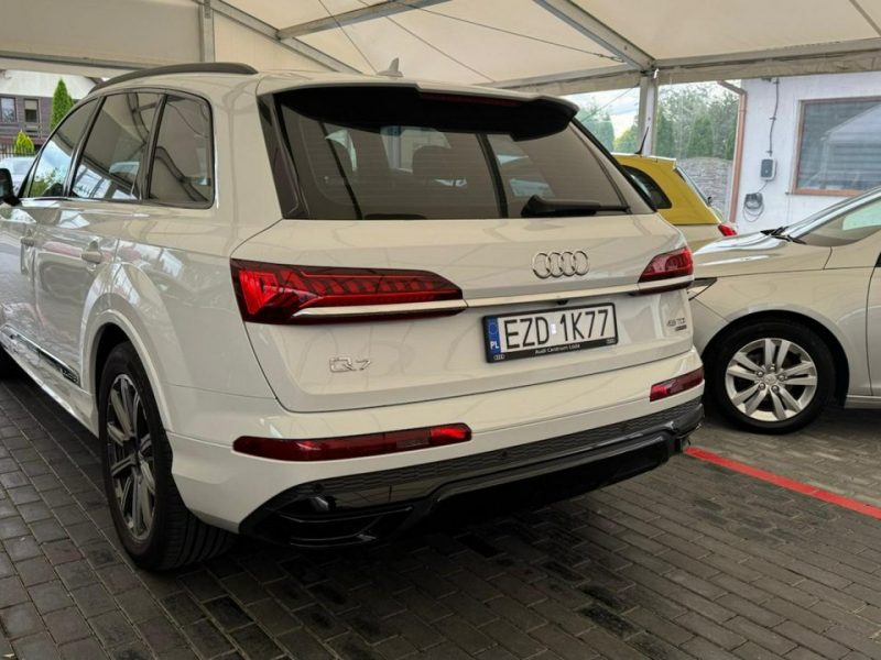 Audi Q7 III (2015-)