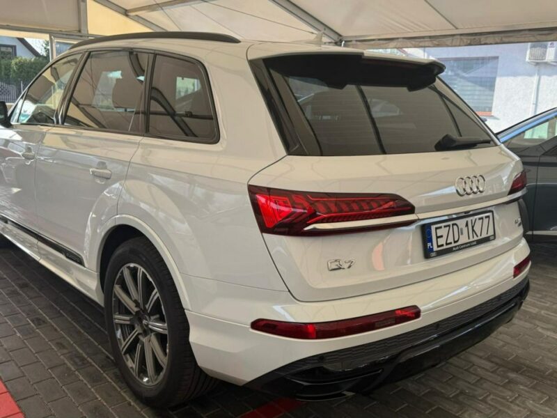 Audi Q7 II (2015-)