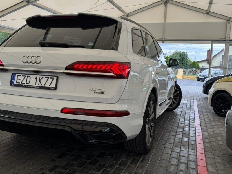 Audi Q7 III (2015-)