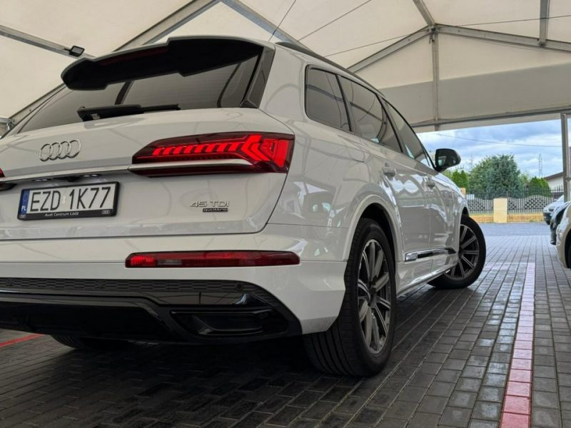 Audi Q7 III (2015-)