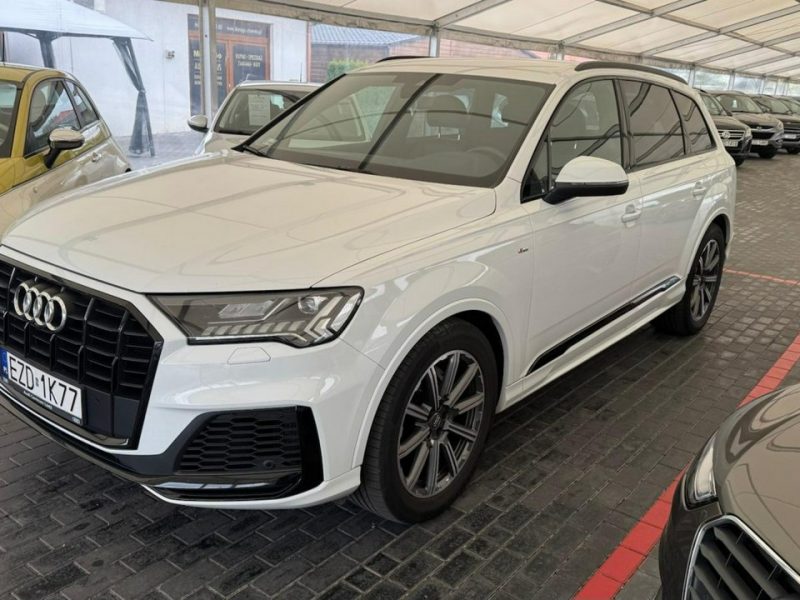 Audi Q7 III (2015-)