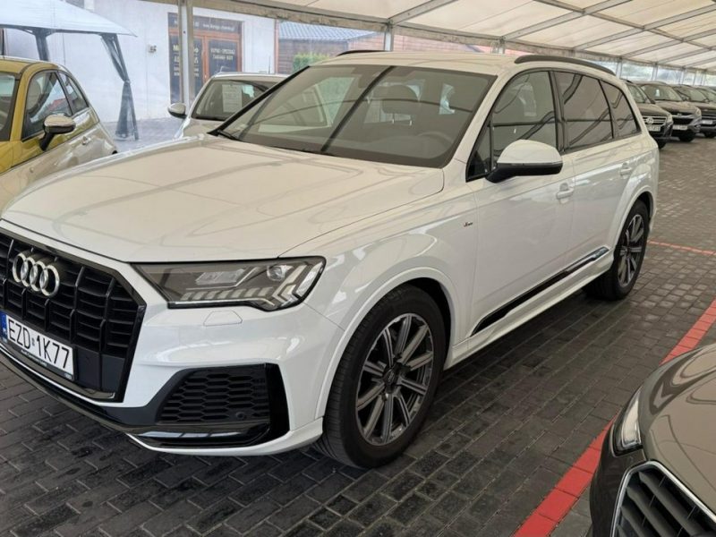 Audi Q7 III (2015-)