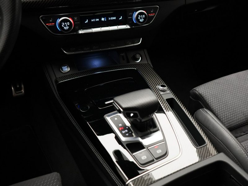 Audi Q5 Sportback 45 TFSI 265KM Stronic Sline Hak Panorama Matrix ACC B&O Pneumatyka I (2020-2025)