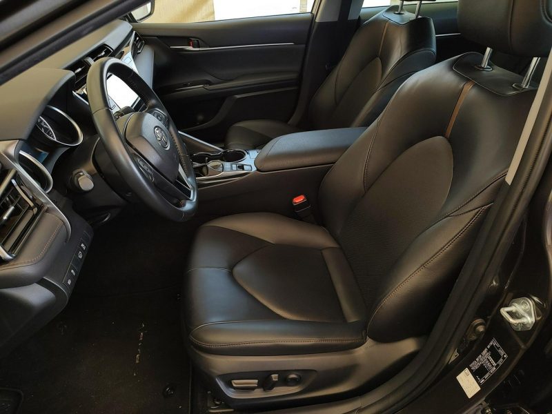 Toyota Camry 2.5 Hybryda 177KM Skóra ( ASO, PL, Vat23%) 3082221 IX (2018-)