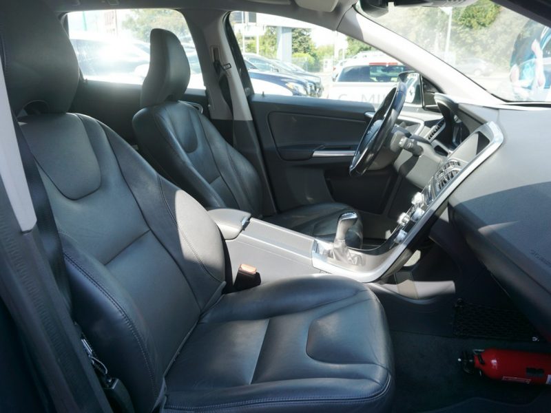 Volvo XC 60 zarejestrowany, ubezpieczony I (2008-2017)