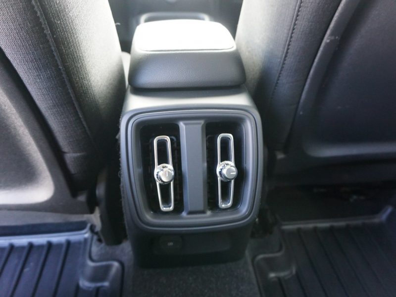 Volvo XC 40 polski salon, zadbany, niski przebieg , serwisowany
