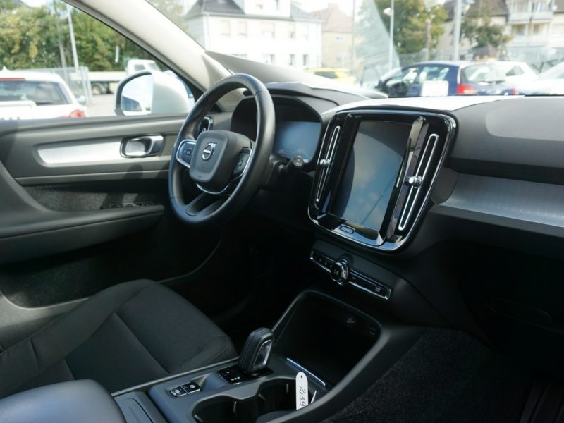Volvo XC 40 polski salon, zadbany, niski przebieg , serwisowany