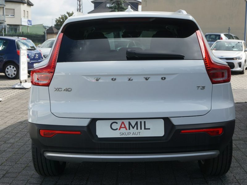 Volvo XC 40 polski salon, zadbany, niski przebieg , serwisowany