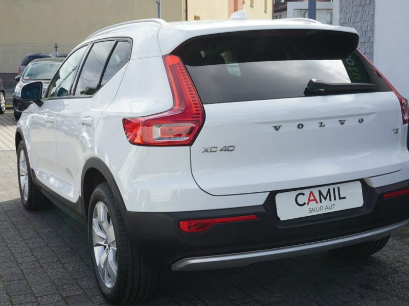 Volvo XC 40 polski salon, zadbany, niski przebieg , serwisowany