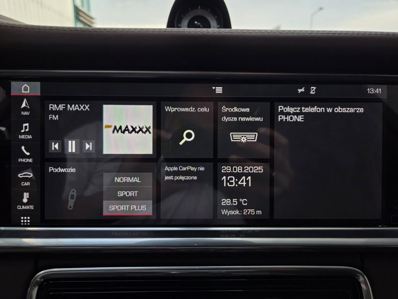Porsche Panamera Turbo 550KM. Pełna specyfikacja. 22 000 km. Gwarancja do 09.2026.