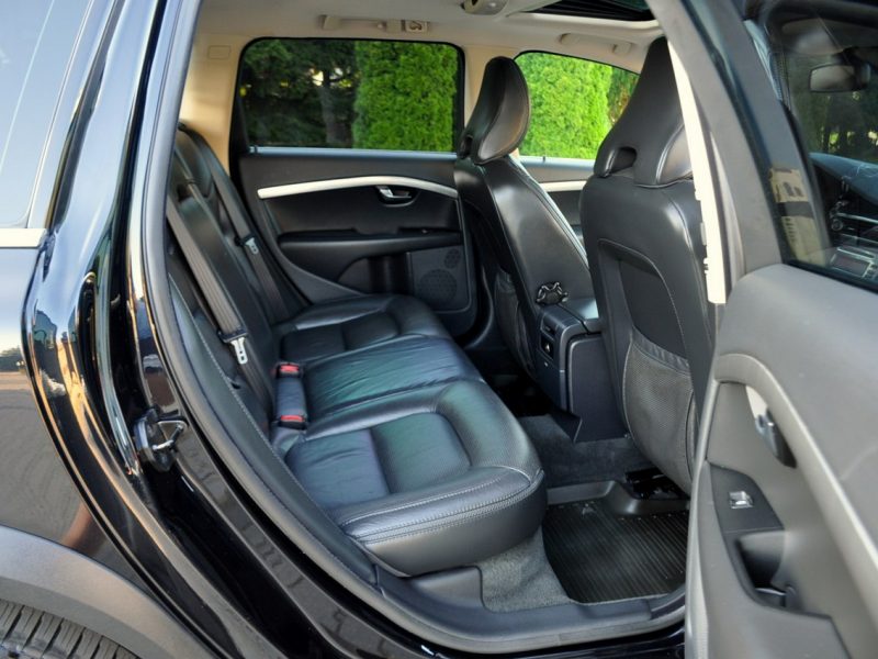 Volvo XC 70 2.4d(185KM)*Lift*AWD*Xenon*Navi*Skóry*El.Fotele*Szyber*I Wł*Alu18"*ASO III (2007-)