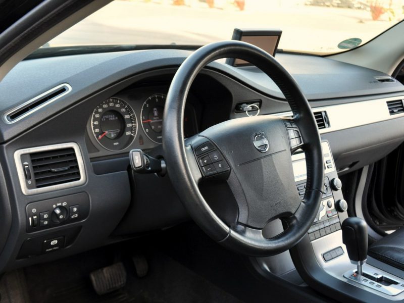 Volvo XC 70 2.4d(185KM)*Lift*AWD*Xenon*Navi*Skóry*El.Fotele*Szyber*I Wł*Alu18"*ASO III (2007-)