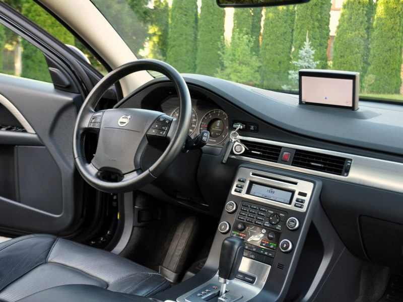Volvo XC 70 2.4d(185KM)*Lift*AWD*Xenon*Navi*Skóry*El.Fotele*Szyber*I Wł*Alu18"*ASO III (2007-)