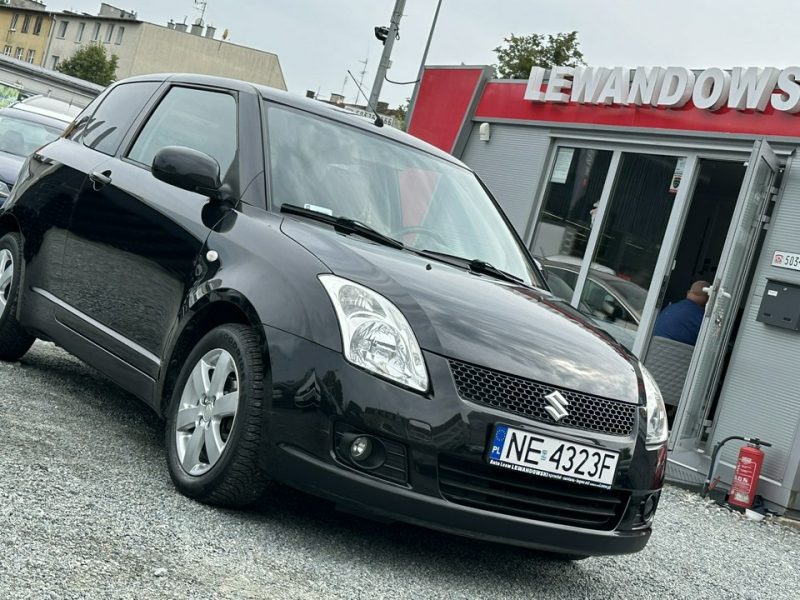 Suzuki Swift 1.5 Benzyna Moc 102KM Zarejestrowany Ubezpieczony IV (2004-2010)