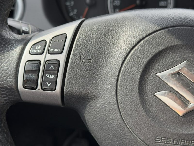 Suzuki Swift 1.5 Benzyna Moc 102KM Zarejestrowany Ubezpieczony IV (2004-2010)