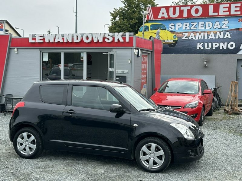 Suzuki Swift 1.5 Benzyna Moc 102KM Zarejestrowany Ubezpieczony IV (2004-2010)