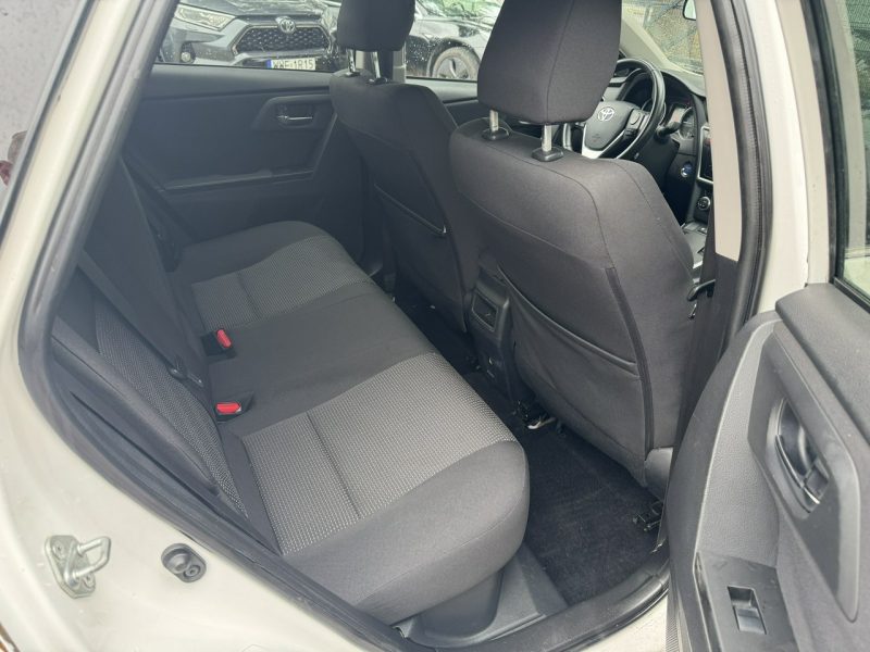 Toyota Auris 1.8 HSD 136KM Kamera Serwisowany! II (2012-)