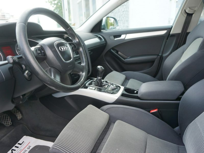 Audi A4 zarejestrowany, ubezpieczony B8 (2007-2015)