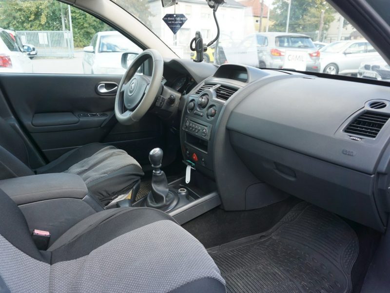 Renault Megane zarejestrowany, ubezpieczony II (2002-2008)