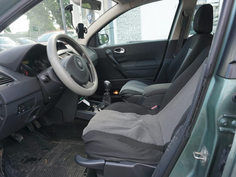 Renault Megane zarejestrowany, ubezpieczony II (2002-2008)