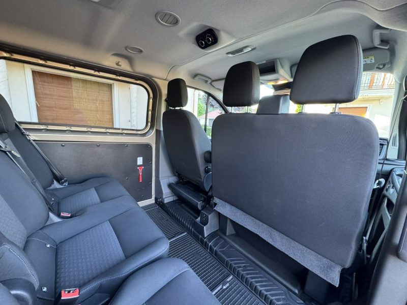 Ford Transit Custom 2.0 Automat 9-osób Duża Nawigacja Car Play Bixenony Klimatronic Radar