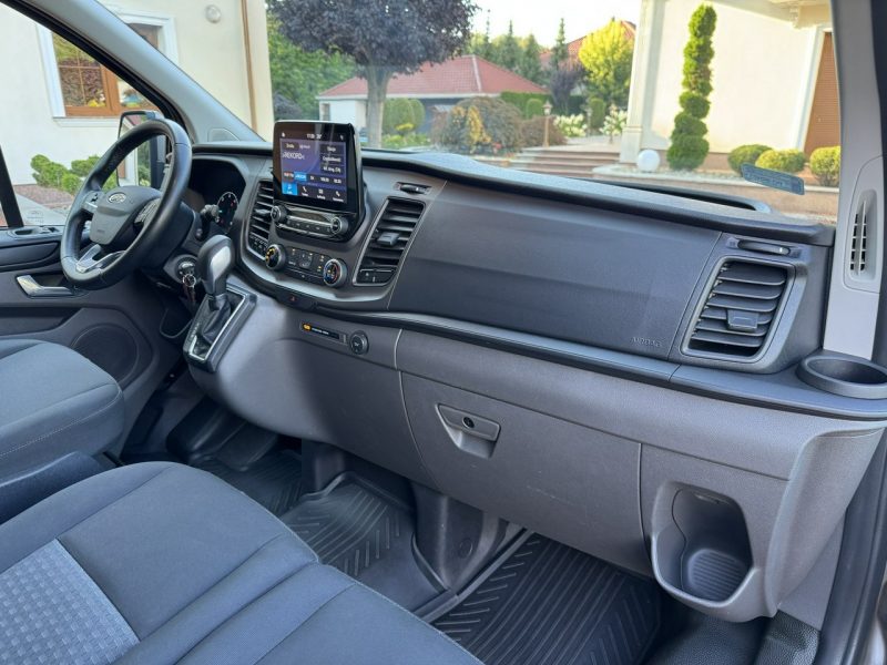 Ford Transit Custom 2.0 Automat 9-osób Duża Nawigacja Car Play Bixenony Klimatronic Radar