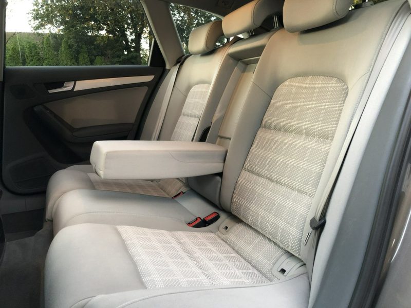 Audi A4 B8 LIFT Avant 2013r 2.0 TDI 177KM Jasne wnętrze Automat Led Navi Xenon B8 (2007-2015)