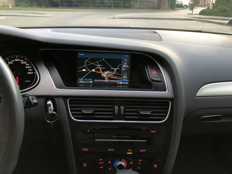 Audi A4 B8 LIFT Avant 2013r 2.0 TDI 177KM Jasne wnętrze Automat Led Navi Xenon B8 (2007-2015)